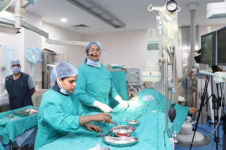 Dr. Sarita rao doing Rotablator Procedure in Indore | Best Cardiologist in Indore